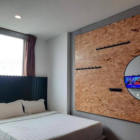 Comma Hotel Bandar Saujana Putra Экстерьер фото