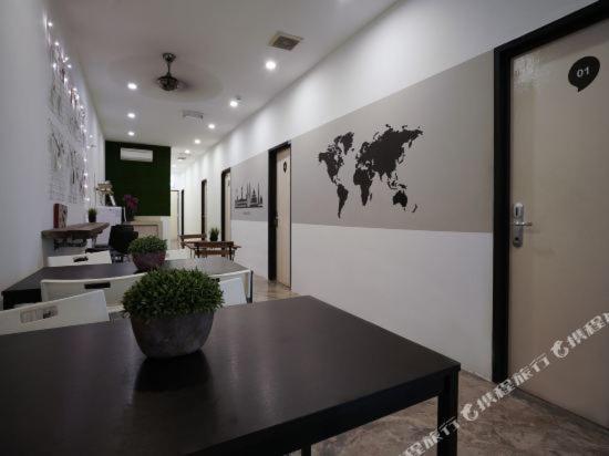 Comma Hotel Bandar Saujana Putra Экстерьер фото