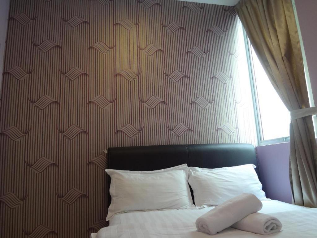 Comma Hotel Bandar Saujana Putra Экстерьер фото